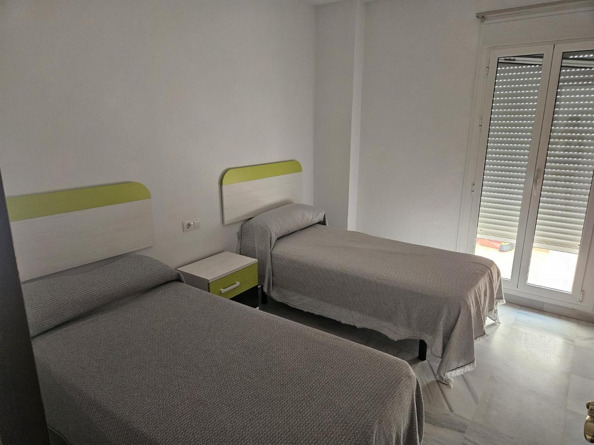 Precioso Apartamento En El Centro, Parking Gratis 科尼尔-德拉弗龙特拉 外观 照片