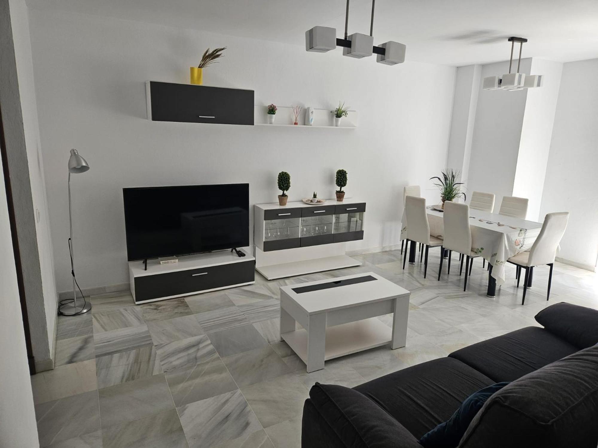 Precioso Apartamento En El Centro, Parking Gratis 科尼尔-德拉弗龙特拉 外观 照片